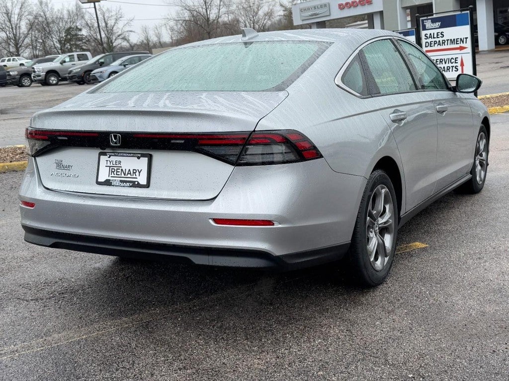 2024 Honda Accord Sedan EX CVT