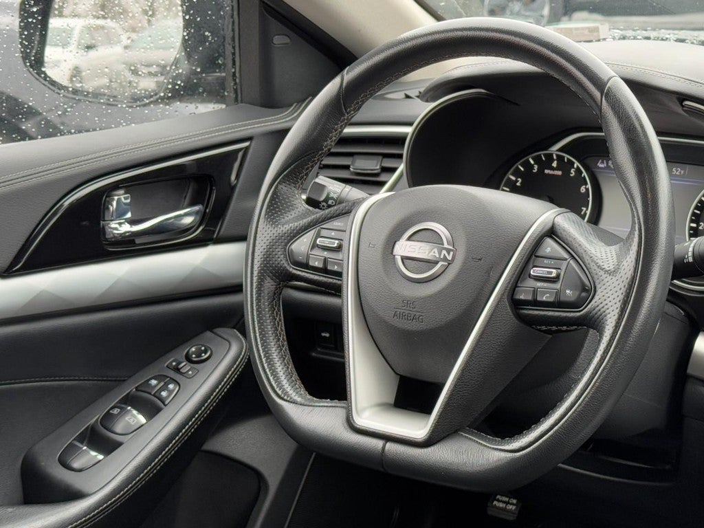 2023 Nissan Maxima SV CVT