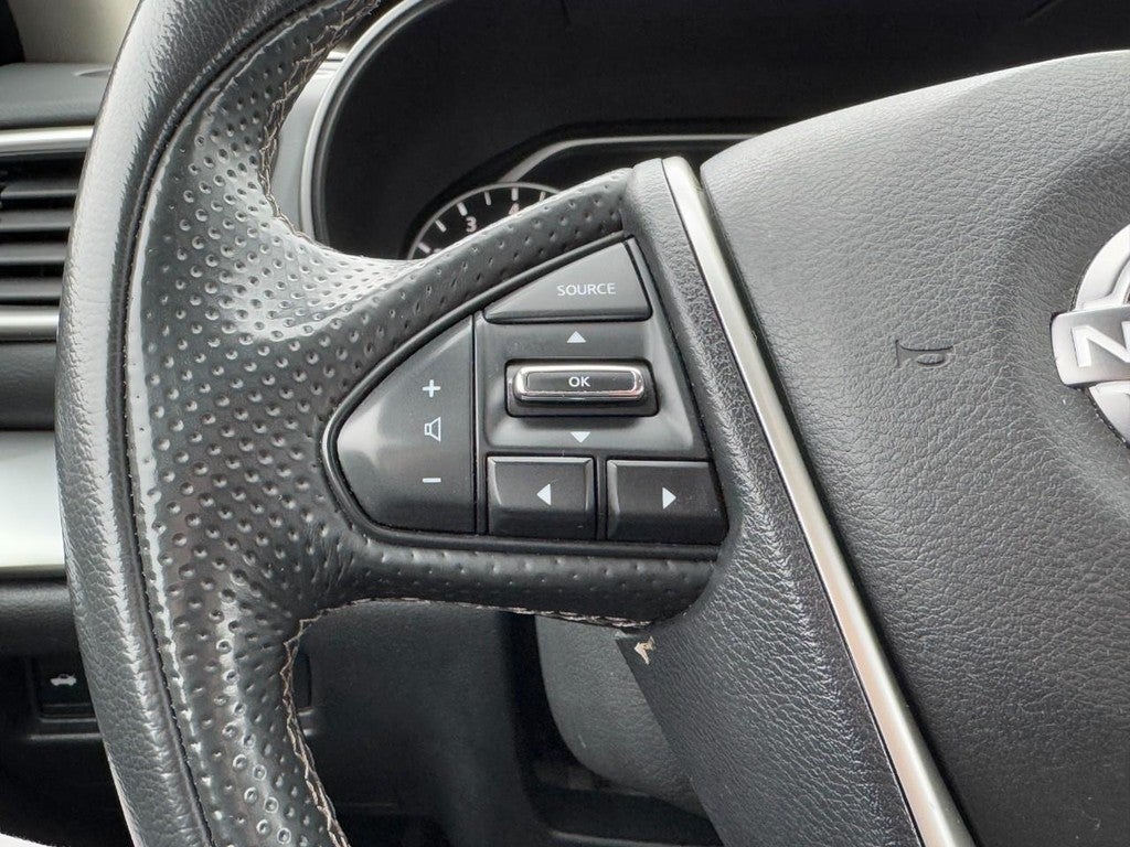 2023 Nissan Maxima SV CVT