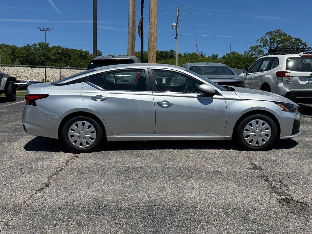 2023 Nissan Altima 2.5 S Sedan