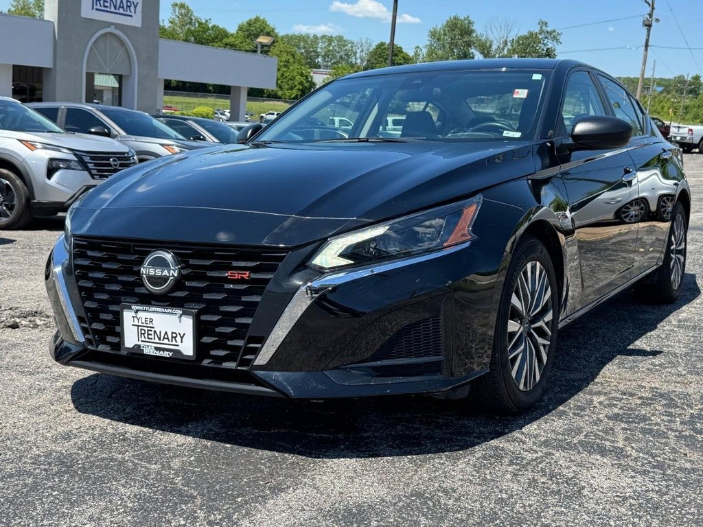 2024 Nissan Altima 2.5 SV Sedan