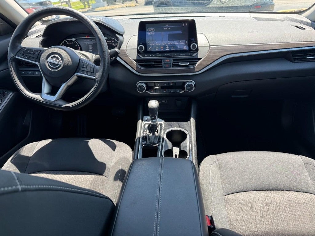 2024 Nissan Altima 2.5 SV Sedan