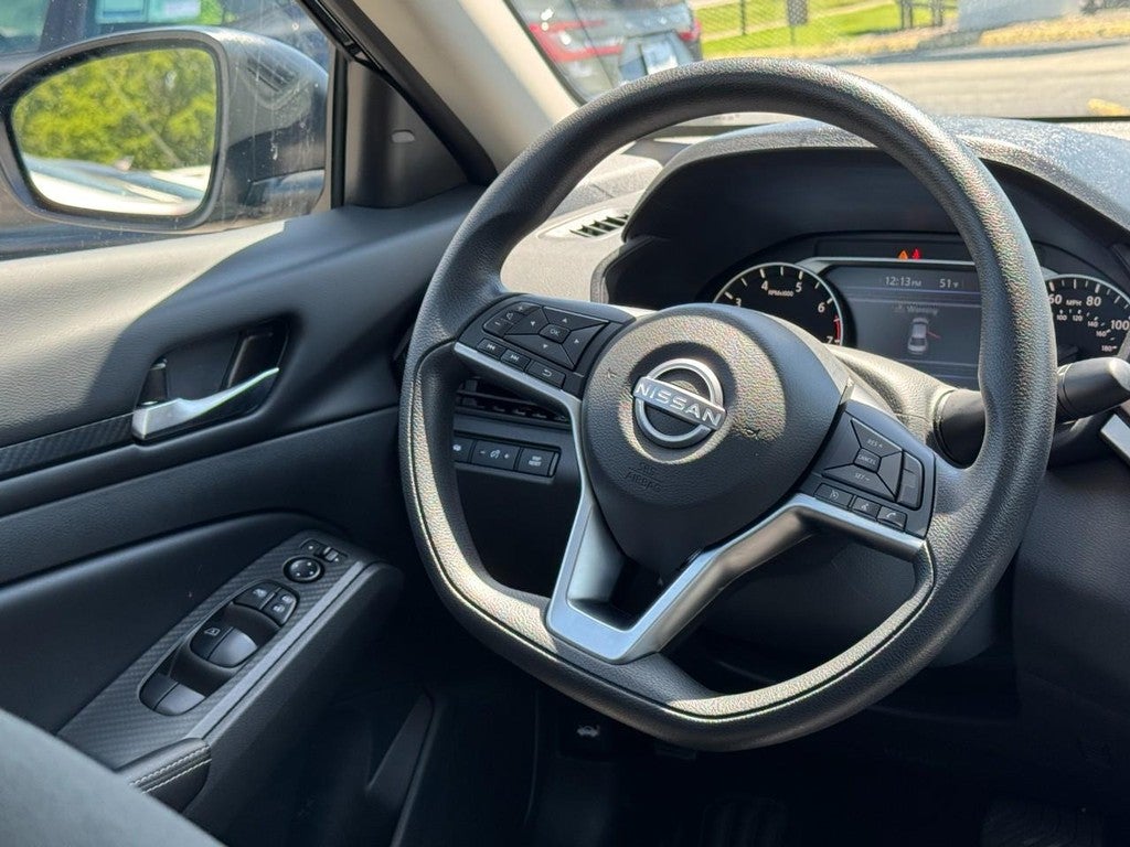 2024 Nissan Altima 2.5 SV Sedan