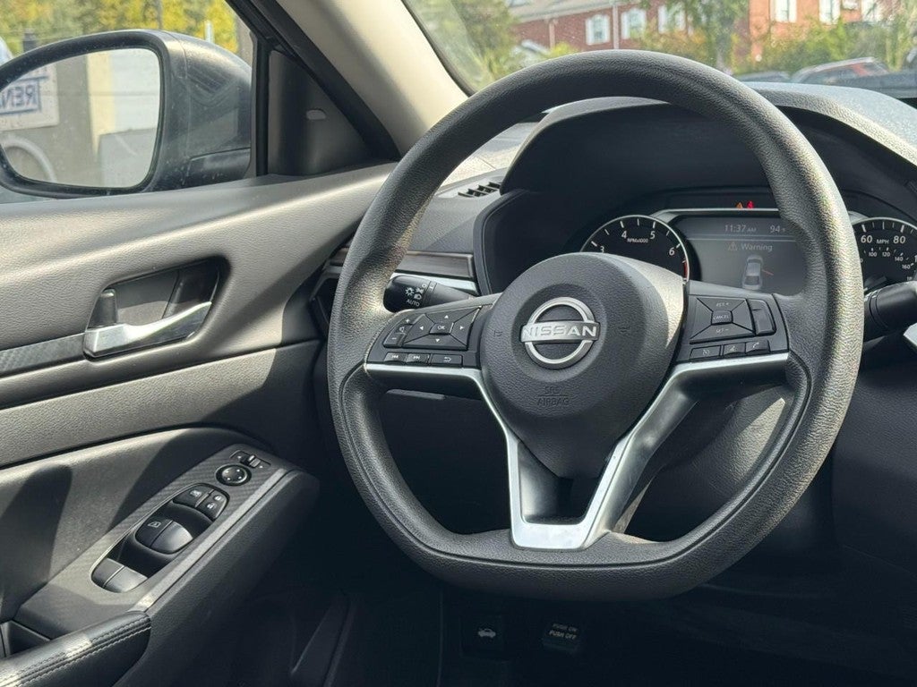 2024 Nissan Altima 2.5 SV Sedan