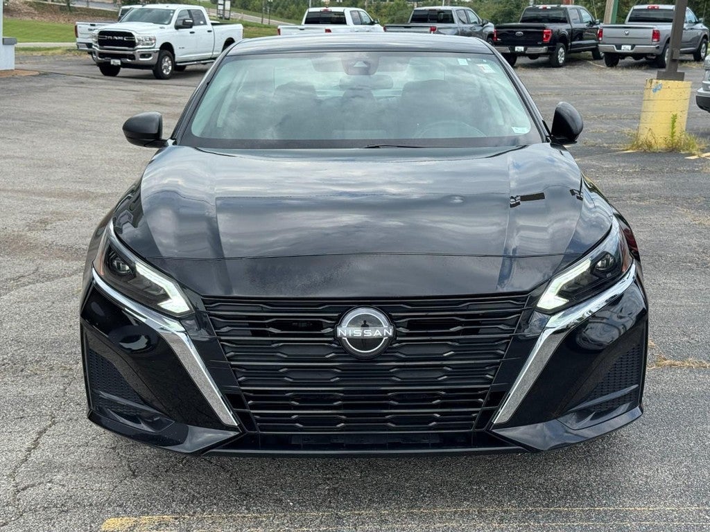 2024 Nissan Altima 2.5 SV Sedan