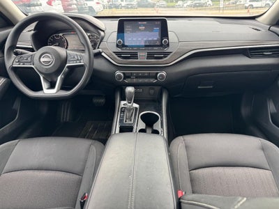 2024 Nissan Altima 2.5 SV Sedan