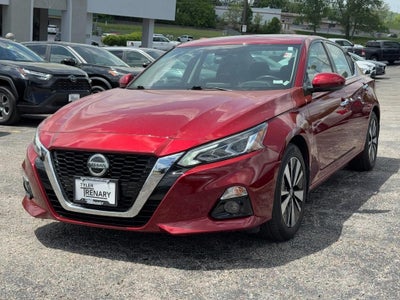 2020 Nissan Altima 2.5 SV Sedan