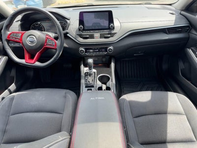2020 Nissan Altima 2.5 SV Sedan