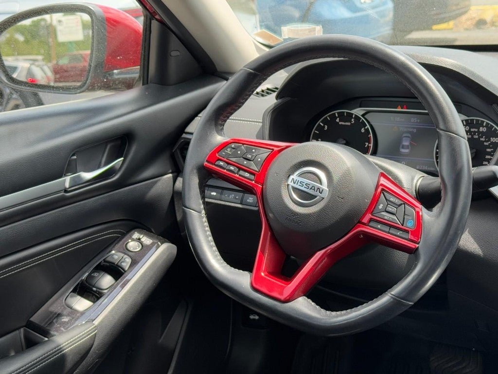 2020 Nissan Altima 2.5 SV Sedan
