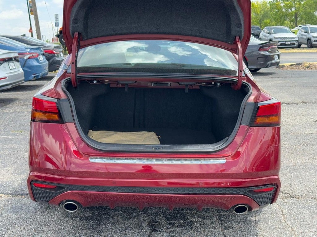 2020 Nissan Altima 2.5 SV Sedan