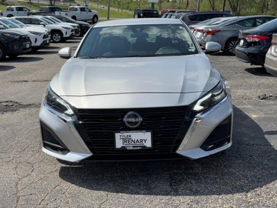 2023 Nissan Altima 2.5 SV Sedan