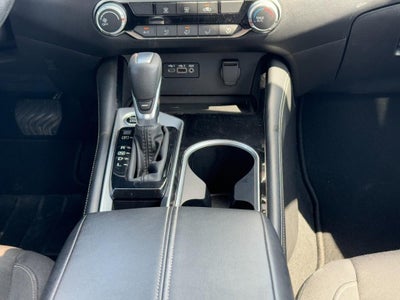 2023 Nissan Altima 2.5 SV Sedan
