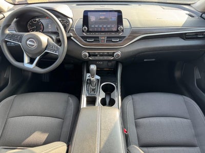 2023 Nissan Altima 2.5 SV Sedan