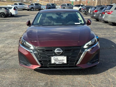 2023 Nissan Altima 2.5 SV Sedan