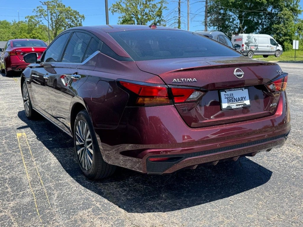 2024 Nissan Altima 2.5 SV AWD Sedan