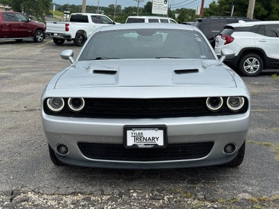 2021 Dodge Challenger SXT RWD