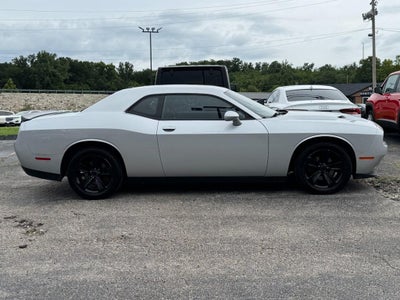 2021 Dodge Challenger SXT RWD