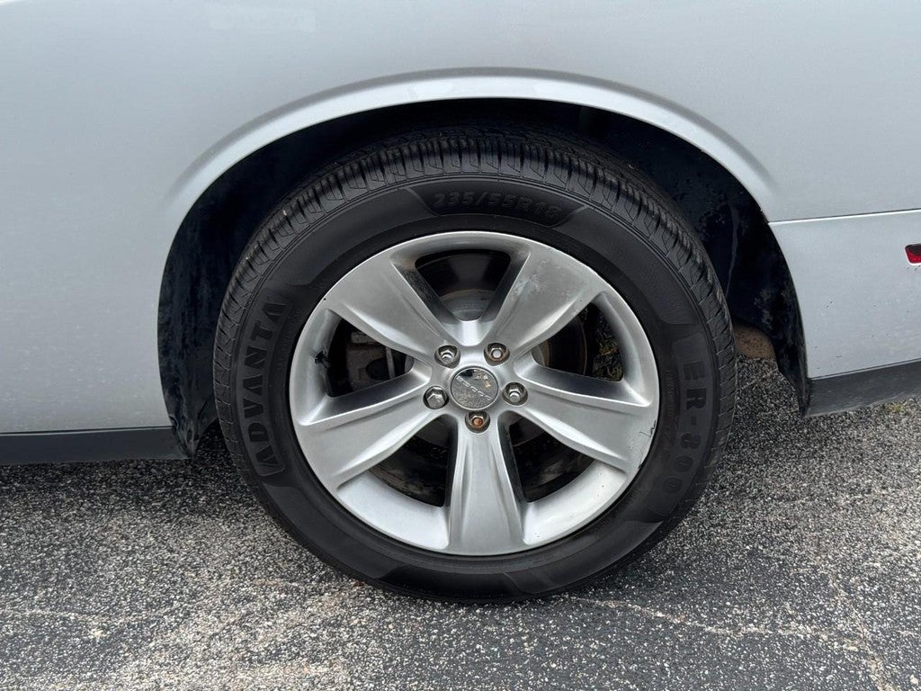 2021 Dodge Challenger SXT RWD