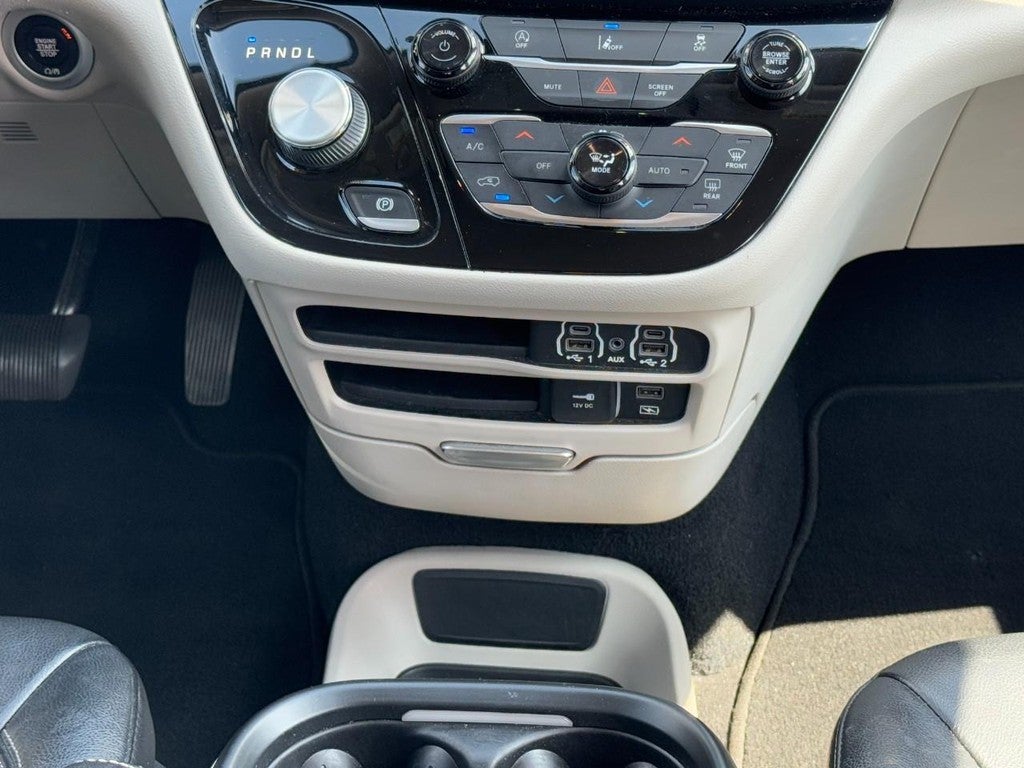 2022 Chrysler Pacifica Touring L FWD