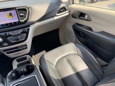 2022 Chrysler Pacifica Touring L FWD