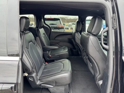 2025 Chrysler Pacifica Select FWD