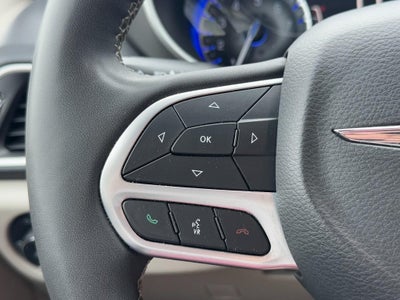 2022 Chrysler Pacifica Touring L FWD