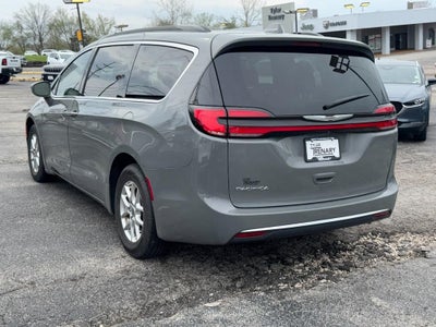 2022 Chrysler Pacifica Touring L FWD