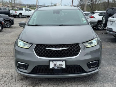 2022 Chrysler Pacifica Touring L FWD