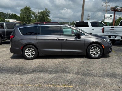 2023 Chrysler Pacifica Touring L FWD