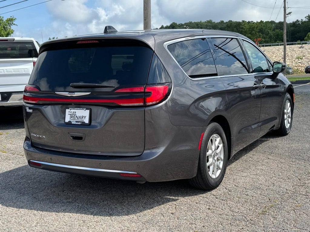 2023 Chrysler Pacifica Touring L FWD