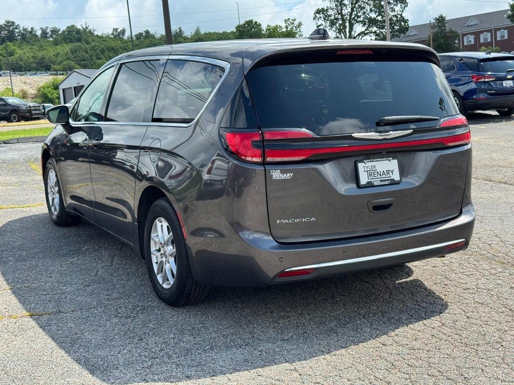 2023 Chrysler Pacifica Touring L FWD