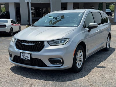 2023 Chrysler Pacifica Touring L FWD