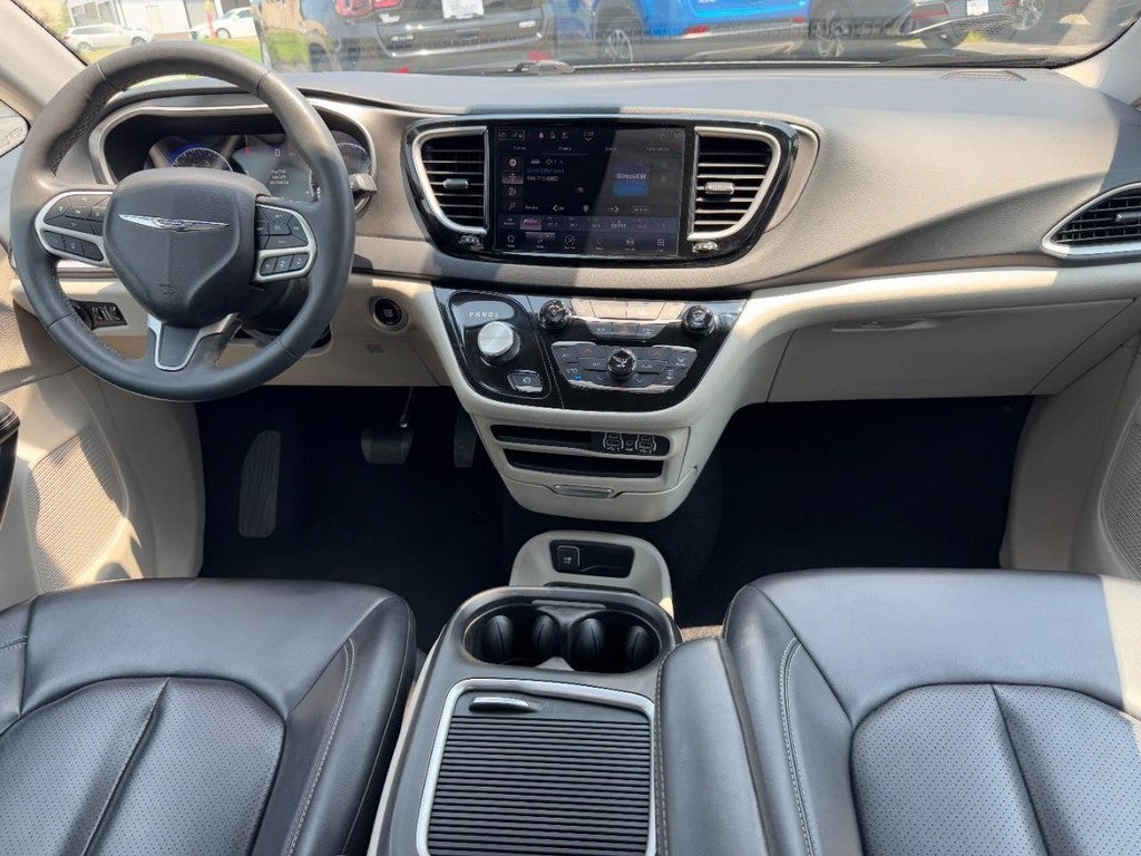 2023 Chrysler Pacifica Touring L FWD