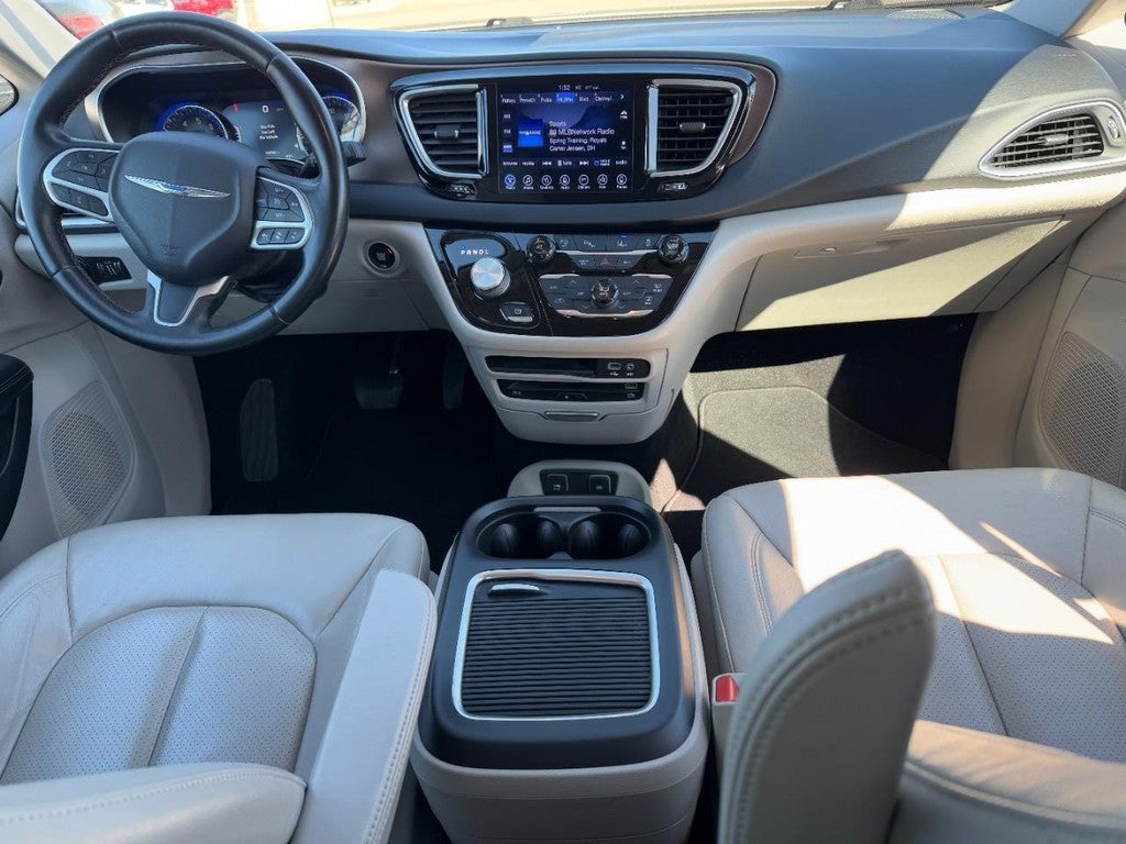 2017 Chrysler Pacifica Touring-L Plus FWD