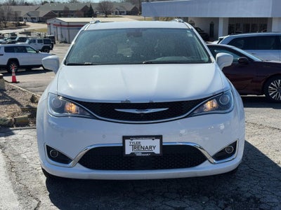 2017 Chrysler Pacifica Touring-L Plus FWD