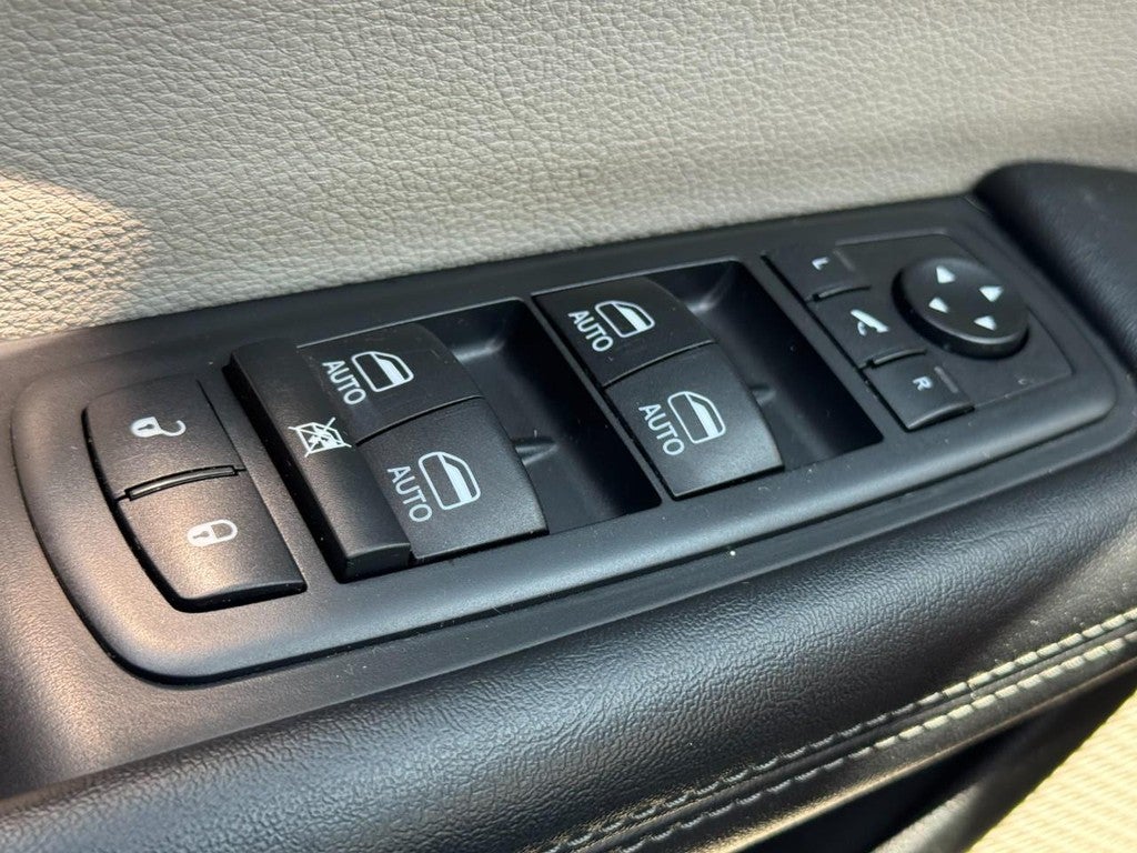 2018 Chrysler Pacifica Limited FWD