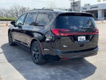 2025 Chrysler Pacifica Limited FWD