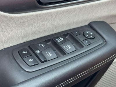 2023 Chrysler Pacifica Hybrid Touring L FWD