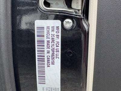 2023 Chrysler Pacifica Hybrid Touring L FWD