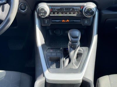 2024 Toyota RAV4 XLE FWD (Natl)