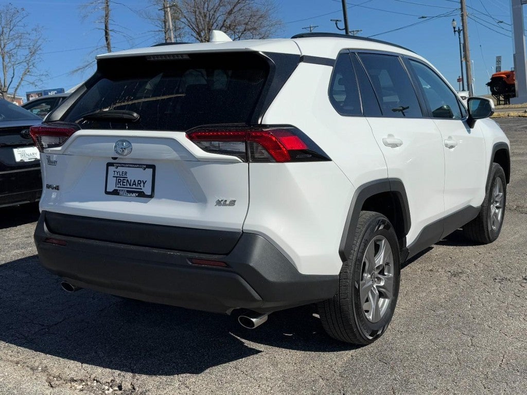 2024 Toyota RAV4 XLE FWD (Natl)