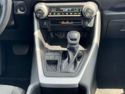 2024 Toyota RAV4 XLE FWD (Natl)
