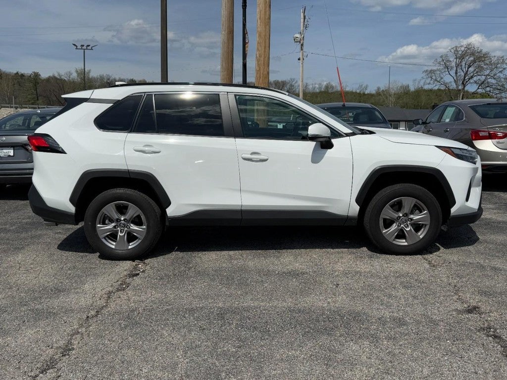 2024 Toyota RAV4 XLE FWD (Natl)