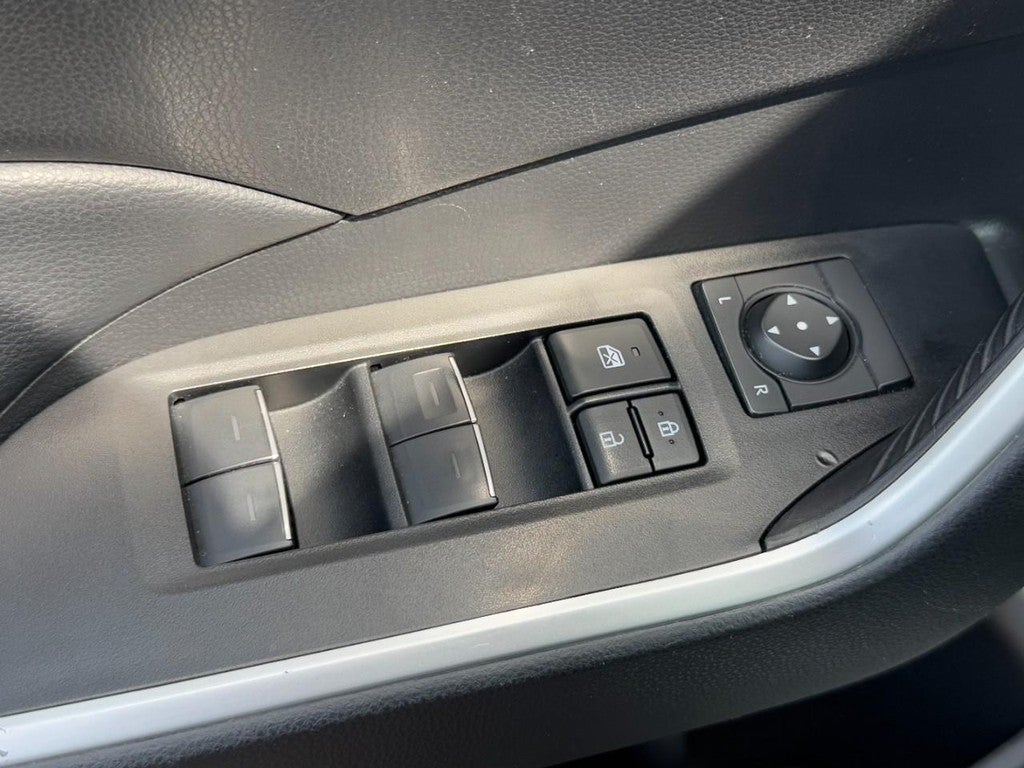2024 Toyota RAV4 XLE FWD (Natl)
