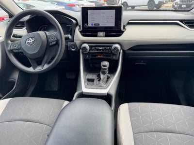 2024 Toyota RAV4 XLE FWD (Natl)