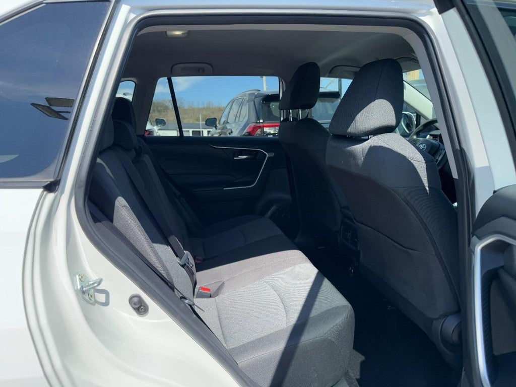 2024 Toyota RAV4 XLE FWD (Natl)