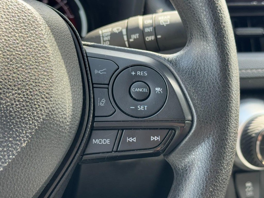 2024 Toyota RAV4 XLE FWD (Natl)