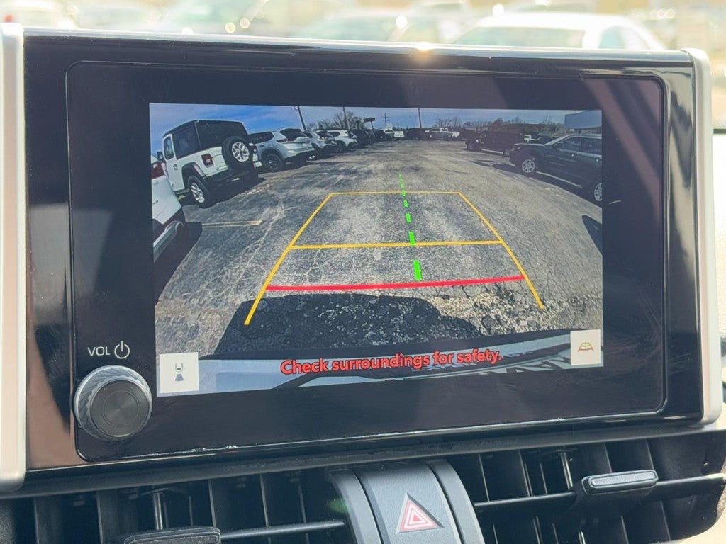 2024 Toyota RAV4 XLE FWD (Natl)