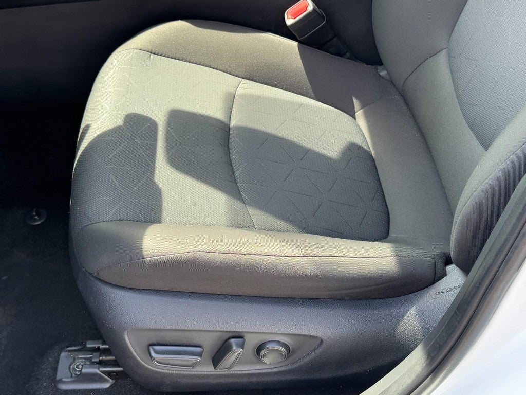 2024 Toyota RAV4 XLE FWD (Natl)