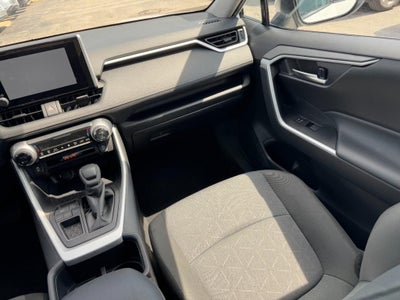 2025 Toyota RAV4 XLE FWD (Natl)